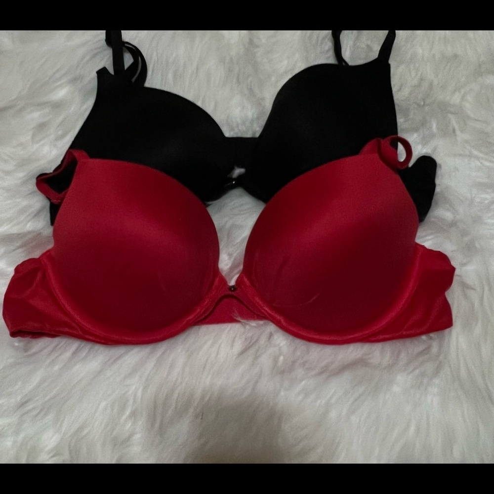 Pair of 36B Fabulous by Victoria Secret bras.